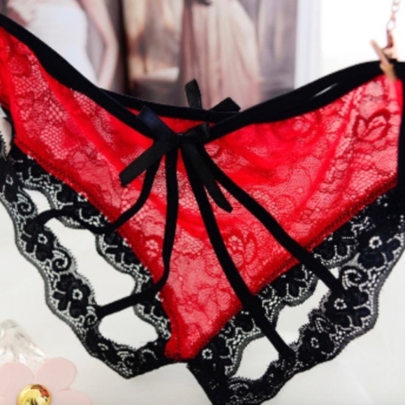 Red and Black Lace crotchless Cage Panties. - Picture 1 of 3